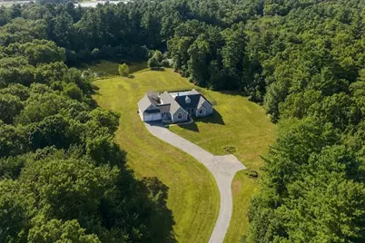 26 Ashlynn Way, Rehoboth, MA 02769 - Photo 3
