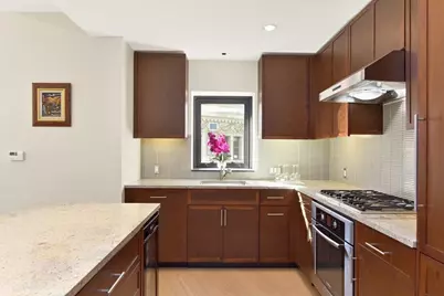 580 Washington #902, Boston, MA 02111 - Photo 3