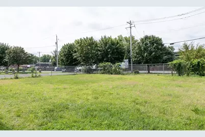 660 S Bridge Street #3L, Holyoke, MA 01040 - Photo 15