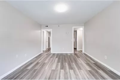 660 S Bridge Street #3L, Holyoke, MA 01040 - Photo 13