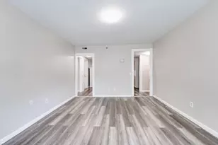 660 S Bridge St, Holyoke, MA 01040 - Photo 13