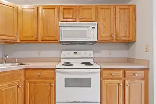 9 Green Briar Rd, Fitchburg, MA 01420 - Photo 9