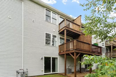 9 Green Briar Rd #9, Fitchburg, MA 01420 - Photo 5