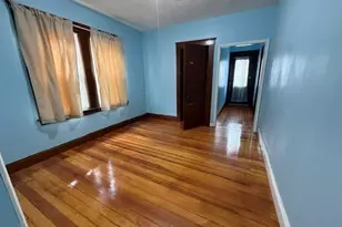 18 Winthrop Ave, Lowell, MA 01851 - Photo 15
