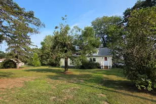 466 Highland, Attleboro, MA 02703 - Photo 3