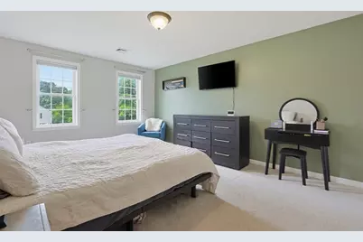 28 Roland Way, Milford, MA 01757 - Photo 13