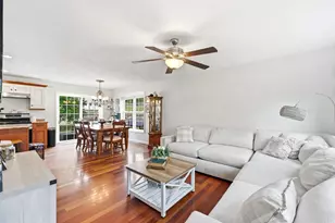 341 Primrose Hill, Dracut, MA 01826 - Photo 3