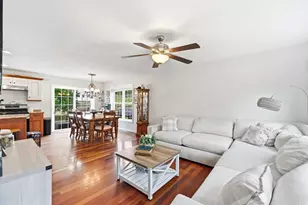 341 Primrose Hill, Dracut, MA 01826 - Photo 3