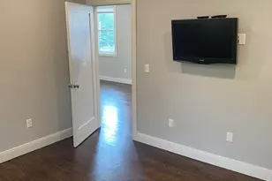7 Langford Park, Boston, MA 02119 - Photo 17
