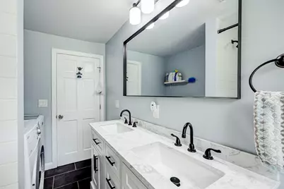 42 Pleasant View Avenue, Lunenburg, MA 01462 - Photo 17