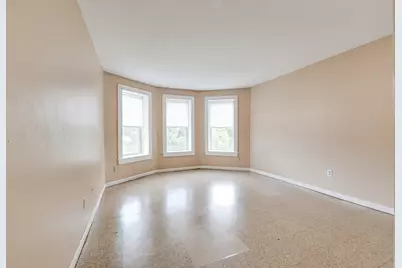 660 S Bridge Street #4R, Holyoke, MA 01040 - Photo 7