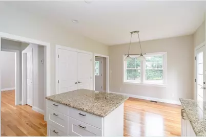 5 Oakdale Avenue, Wellesley, MA 02482 - Photo 11