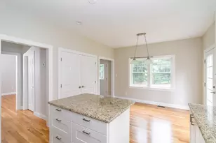 5 Oakdale Ave, Wellesley, MA 02482 - Photo 11