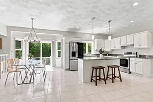 9 Sullivan Cir, Stoneham, MA 02180 - Photo 9