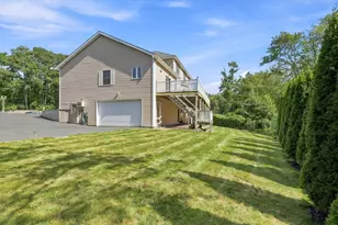 9 Sullivan Cir, Stoneham, MA 02180 - Photo 5