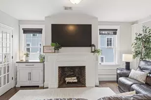 9 Park St, Boston, MA 02122 - Photo 9