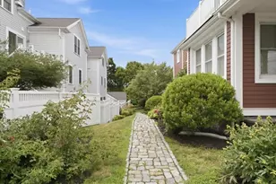 9 Park St, Boston, MA 02122 - Photo 39