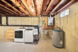 76 Laurel St, Greenfield, MA 01301 - Photo 27