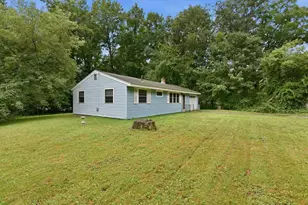 131 Goulding St, Holliston, MA 01746 - Photo 3