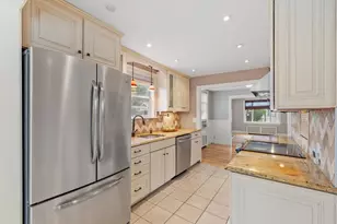 11 Magnolia St, Framingham, MA 01701 - Photo 11