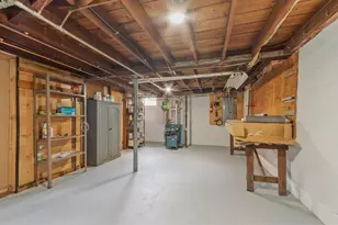 11 Magnolia St, Framingham, MA 01701 - Photo 35