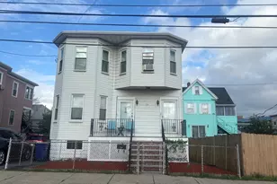 151 School, Revere, MA 02151 - Photo 1