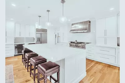 56 Belmont St #2, Boston, MA 02129 - Photo 9