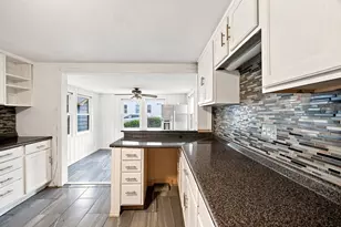 132 Miller St, Springfield, MA 01104 - Photo 9