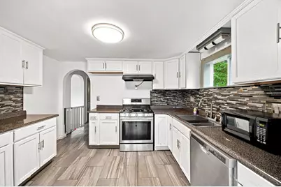 132 Miller St, Springfield, MA 01104 - Photo 7