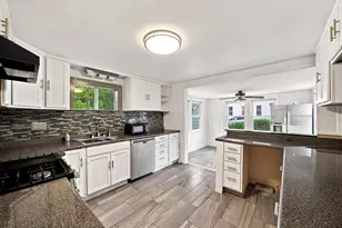 132 Miller St, Springfield, MA 01104 - Photo 9