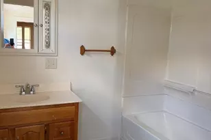 160 Mill St, Winchendon, MA 01475 - Photo 11