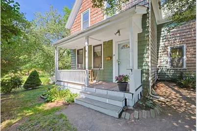 35 Wilson St, Norwood, MA 02062 - Photo 1