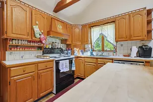 35 Wilson St, Norwood, MA 02062 - Photo 9