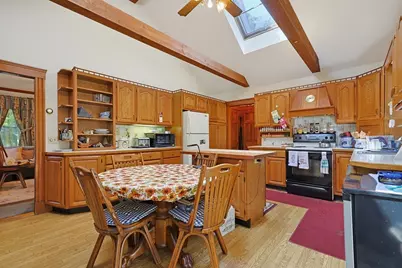35 Wilson St, Norwood, MA 02062 - Photo 5