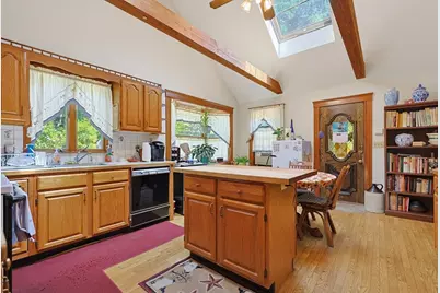 35 Wilson St, Norwood, MA 02062 - Photo 7