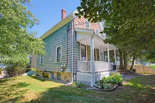 35 Wilson St, Norwood, MA 02062 - Photo 3