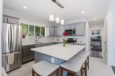 5 High St, Saugus, MA 01906 - Photo 3