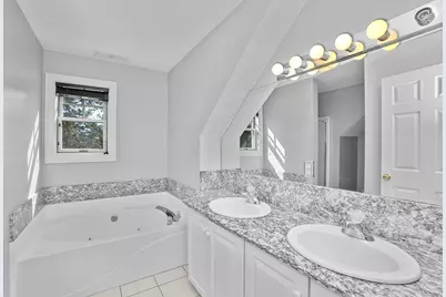 81 Beecher Pl #81, Newton, MA 02459 - Photo 17
