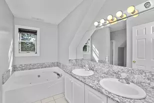 81 Beecher Pl, Newton, MA 02459 - Photo 17
