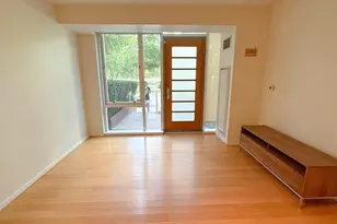 2 Earhart, Cambridge, MA 02141 - Photo 3