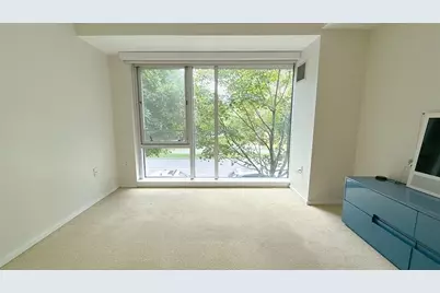 2 Earhart #127, Cambridge, MA 02141 - Photo 9