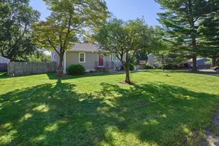14 Mildred Ave, Millbury, MA 01527 - Photo 3