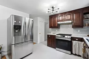 5 Glen St, Framingham, MA 01702 - Photo 3