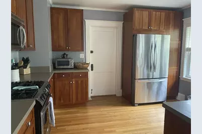 159 Willow St #2, Boston, MA 02132 - Photo 5