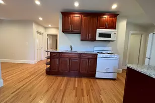 90 Lyndhurst St, Boston, MA 02124 - Photo 7