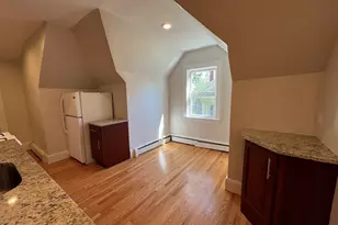 90 Lyndhurst St, Boston, MA 02124 - Photo 11