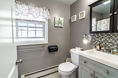 26 Benefit St, Southbridge, MA 02710 - Photo 11