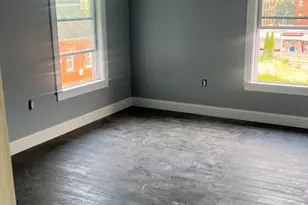 12 Benefit St, Worcester, MA 01610 - Photo 9