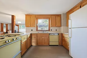 430 Pleasant St, Leominster, MA 01453 - Photo 13