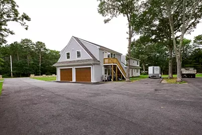 4 Edgerton Dr, Falmouth, MA 02556 - Photo 9